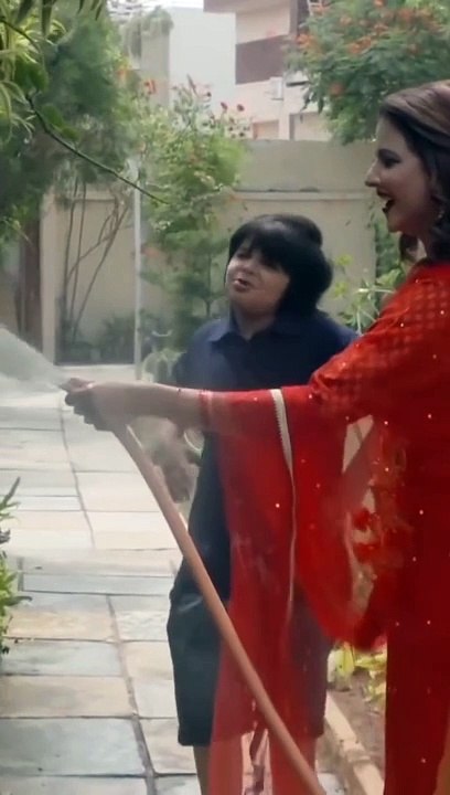 Top Pakistani Comedy Dramas to Make You Laugh Out Loud 😂