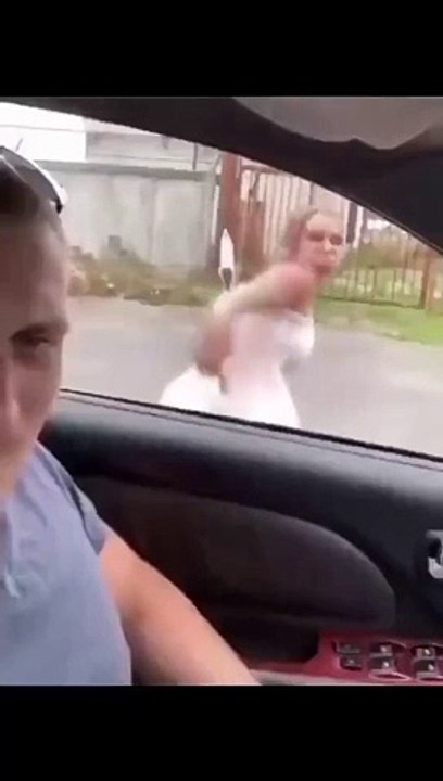 How to become single in 12 seconds