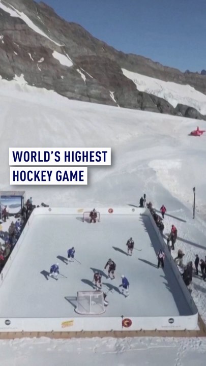 Record-Breaking Ice Hockey Match at World’s Highest Elevation 🏔️