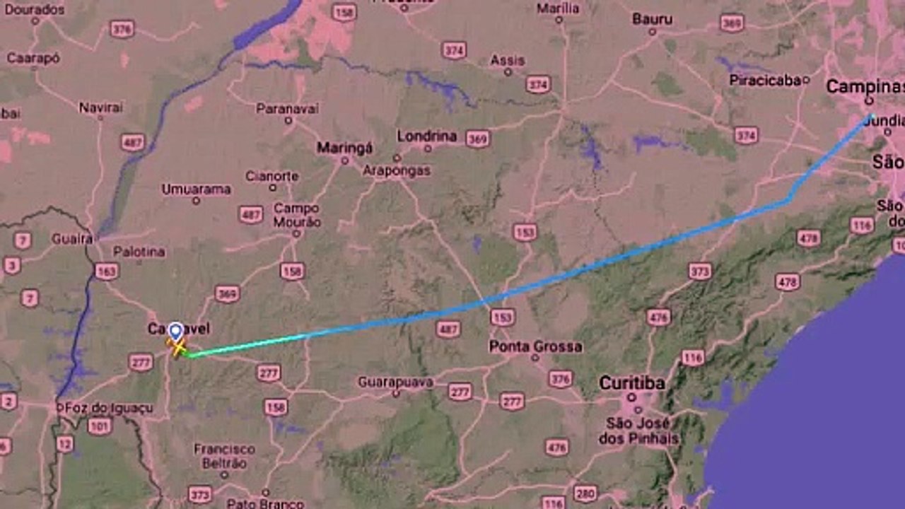 Sistema FlightRadar24 registra trajeto de avião até queda em SP