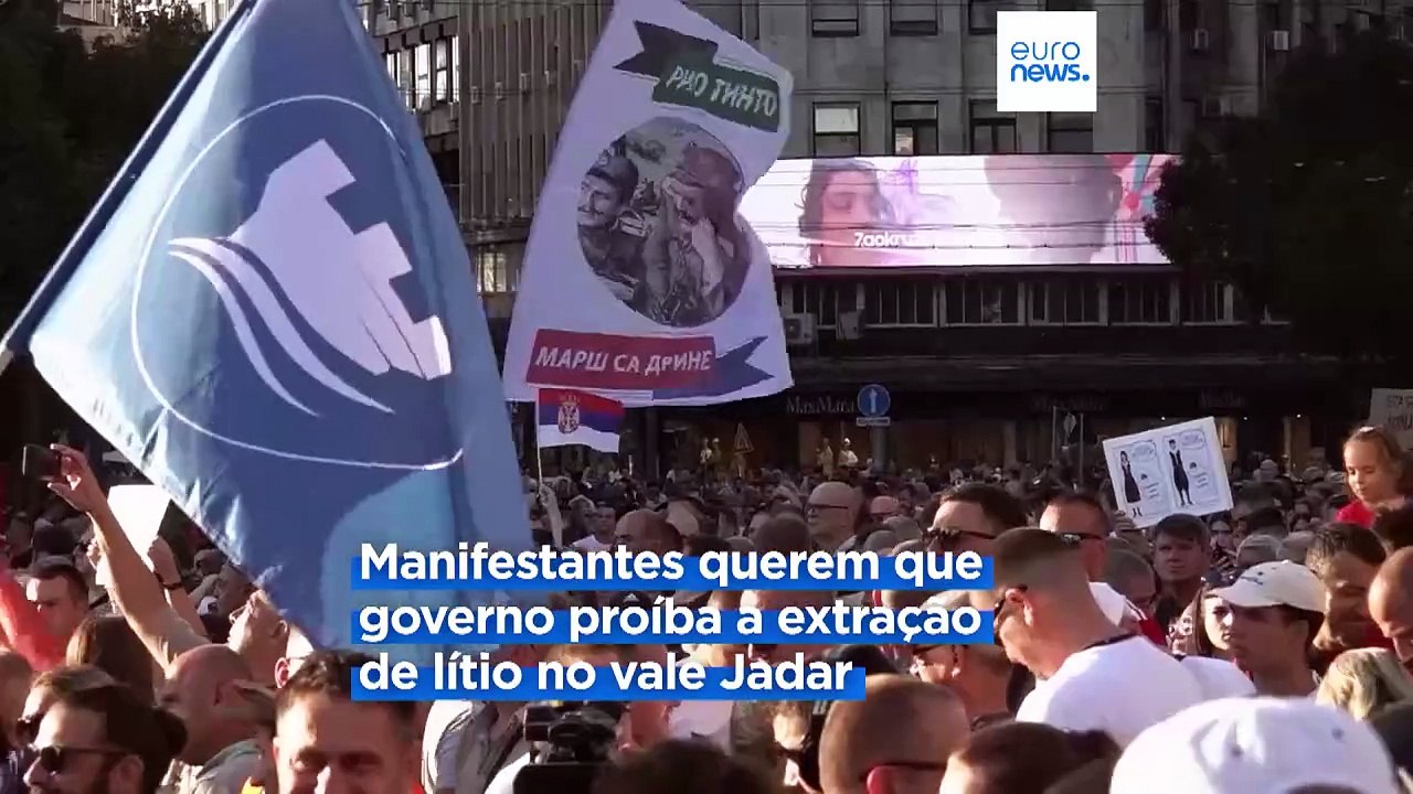 "Não escavarás": manifestação de massas contra a extração de lítio em Belgrado
