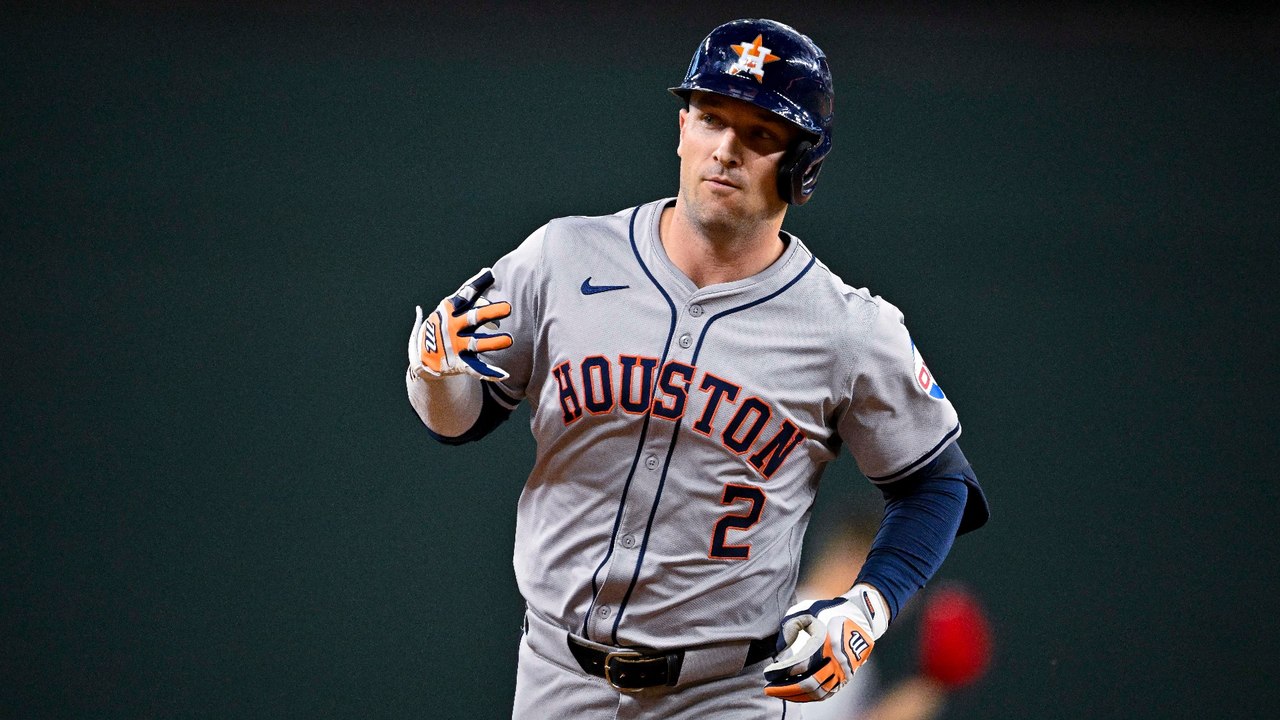 Houston Sports Talk: Astros Lead AL West, Texans Prep for Season