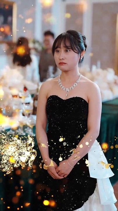 最新熱門爽劇【跟老闆相親後每天都在社死】下集