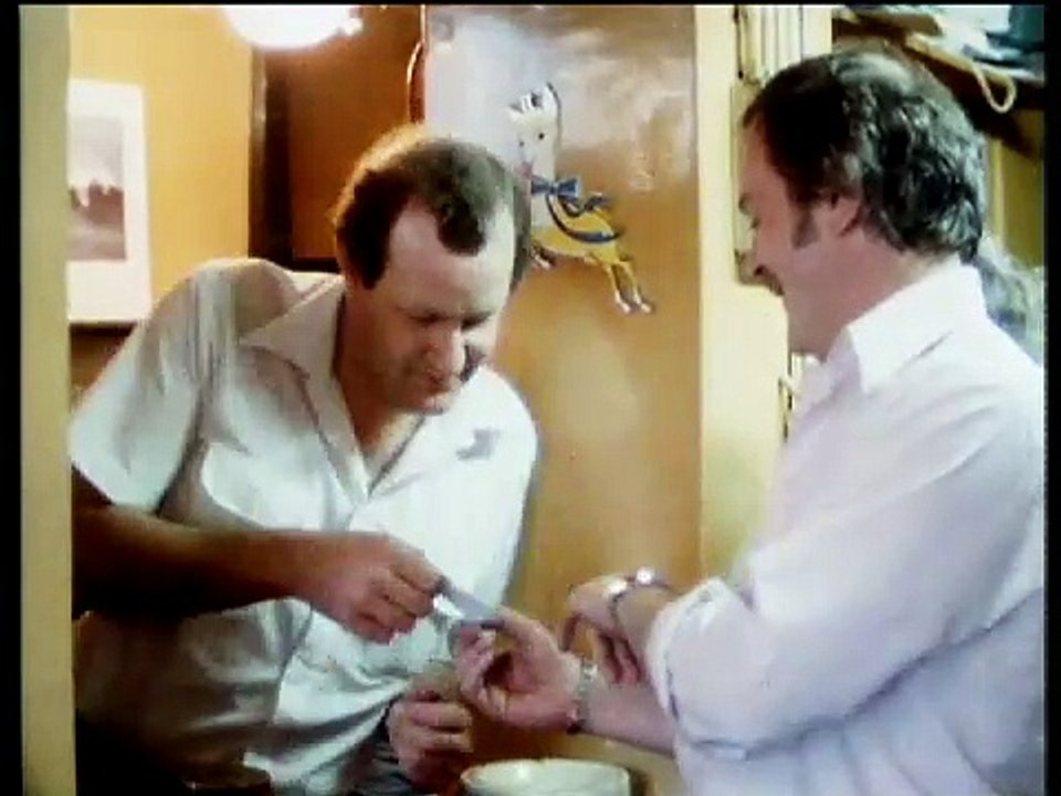 Police S01E02 Detective Constables