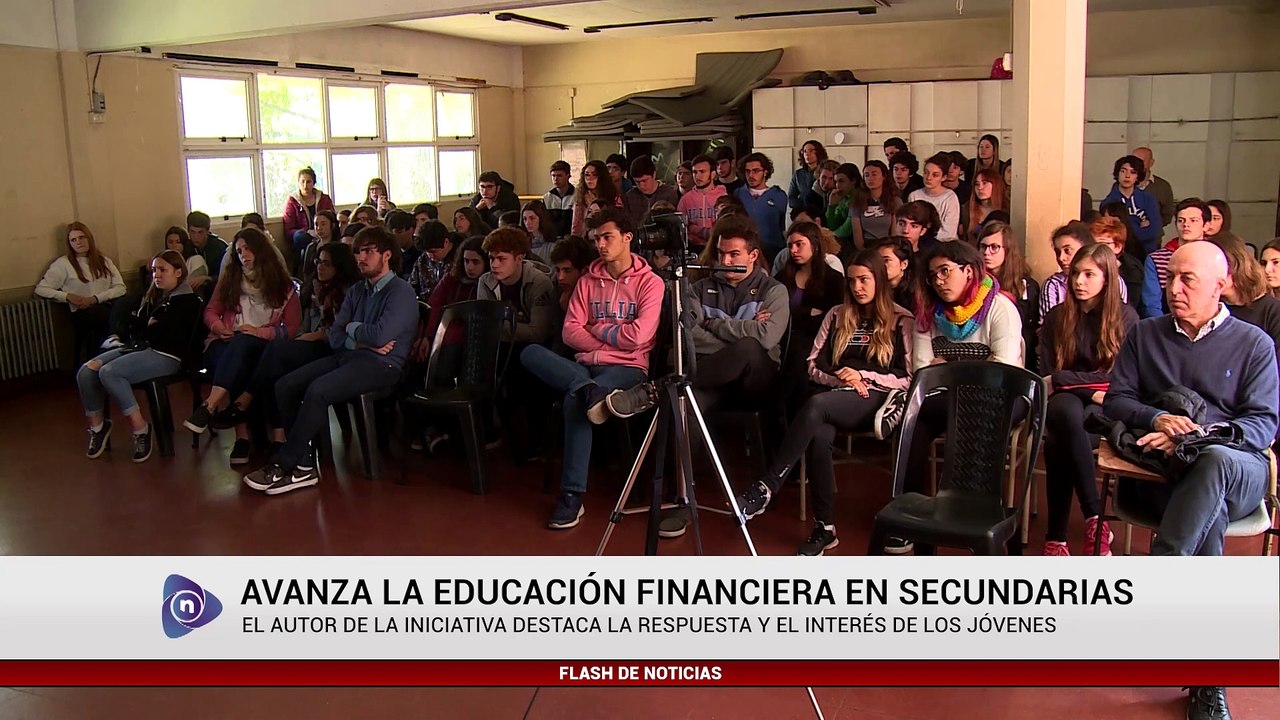 AVANZA LA EDUCACIÓN FINANCIERA EN SECUNDARIAS