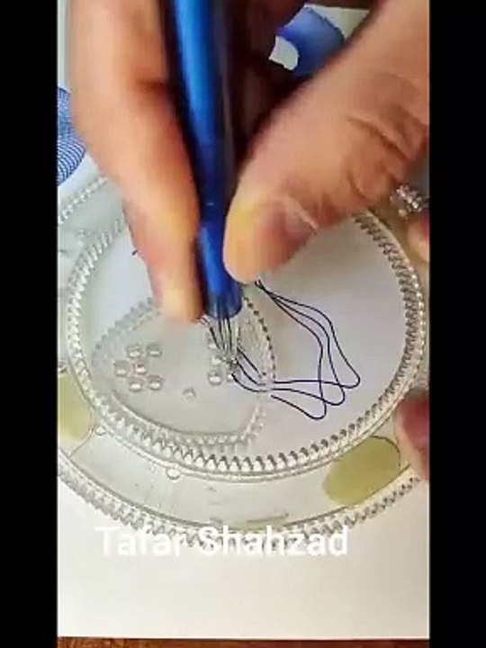 Nostalgic Spirograph Fun for Kids 🎨