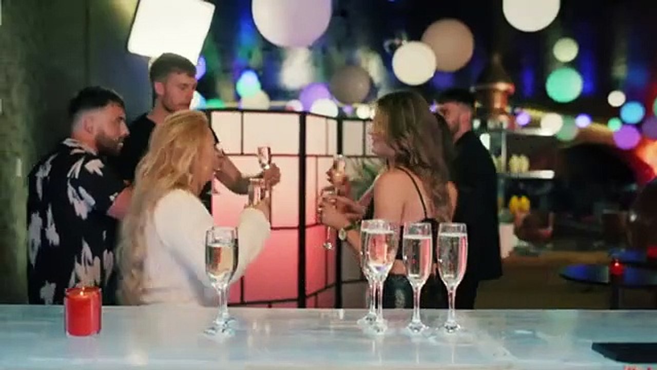 Love Triangle - Season 1 Episode 08