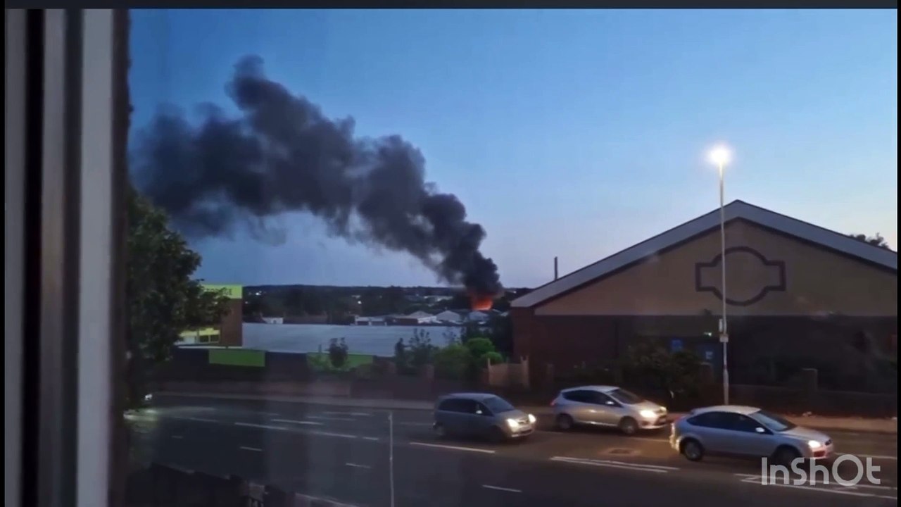 Huge fire at Apex Scaffolding in St Andrew’s Road