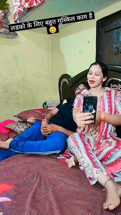 Pta nahi kya kya karwati hai 