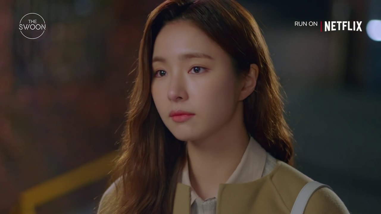 Yim Si wan pleads with Shin Sae kyeong not to break up with him | Run On Ep 13 | Netflix [ENG SUB]