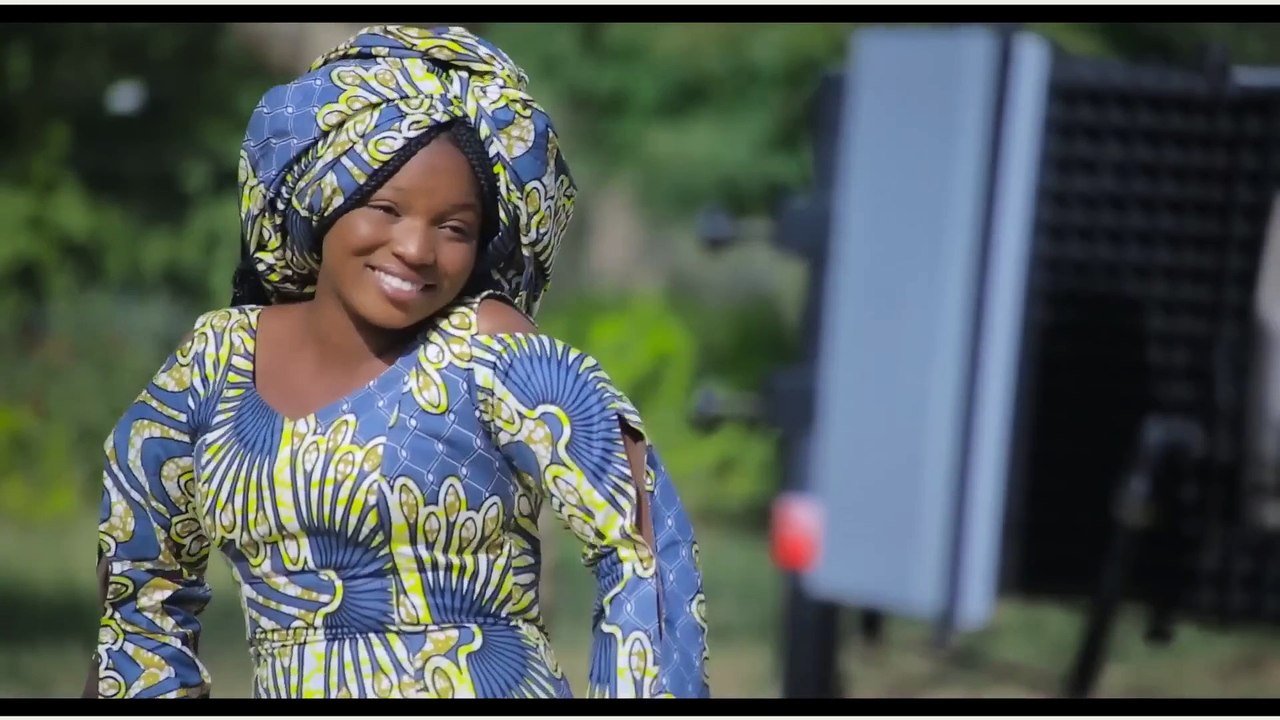 BAKAN GIZO HAUSA VIDEO HAMISU BREAKER FT ISAH AYAGI