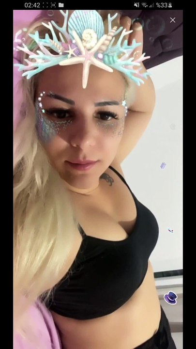 Sarışın Olgun Kızın Yatakta Büyük İfşası 🔥