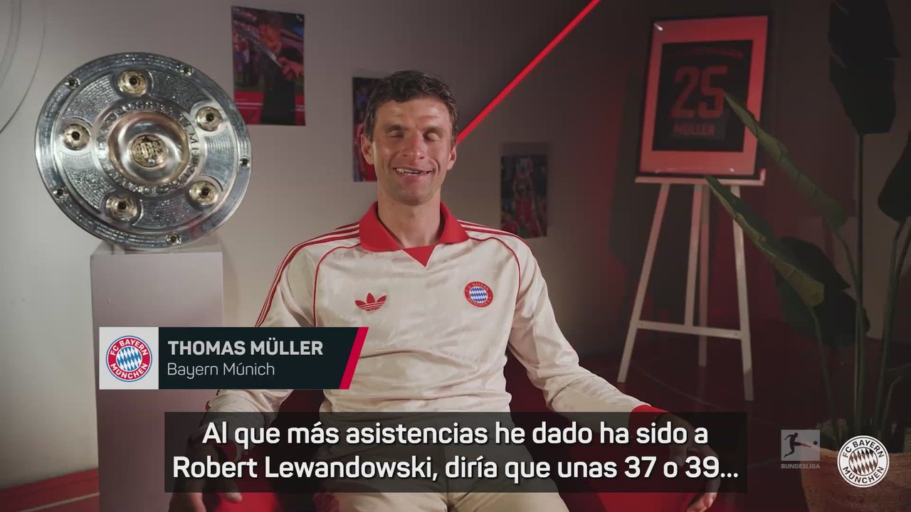 Müller, a Lewandowski: "Si te aburres, vuelve y hacemos más goles juntos"