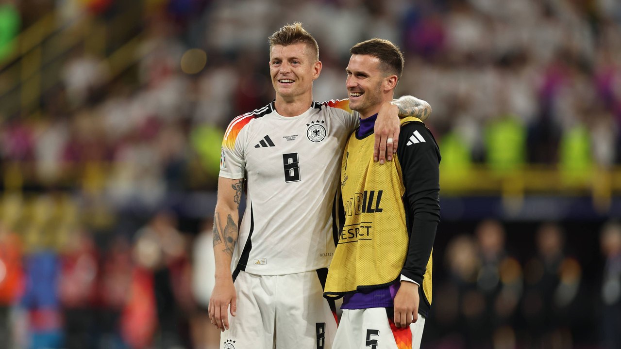 Pascal Groß will Toni Kroos nicht kopieren – Neuer Stil im Nationalteam ⚽