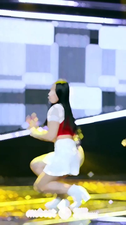 English song with Nancy#nancyjewelmcdonie #nancy #momoland #shortsnancy #shorts