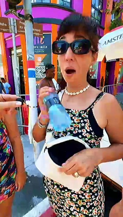 Foliões montam ‘kit sobrevivência’ para 2° dia de programação na Arena Centro em Florianópolis