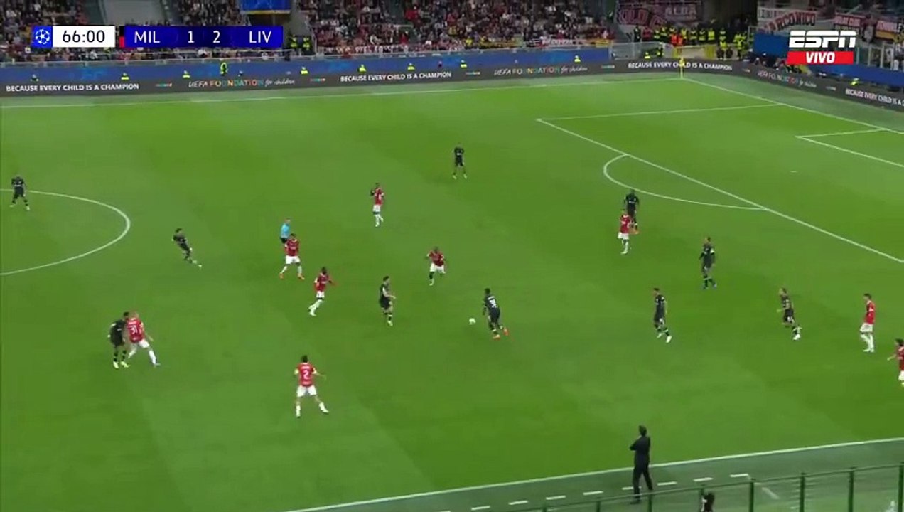 Tercer gol de Liverpool a Milan