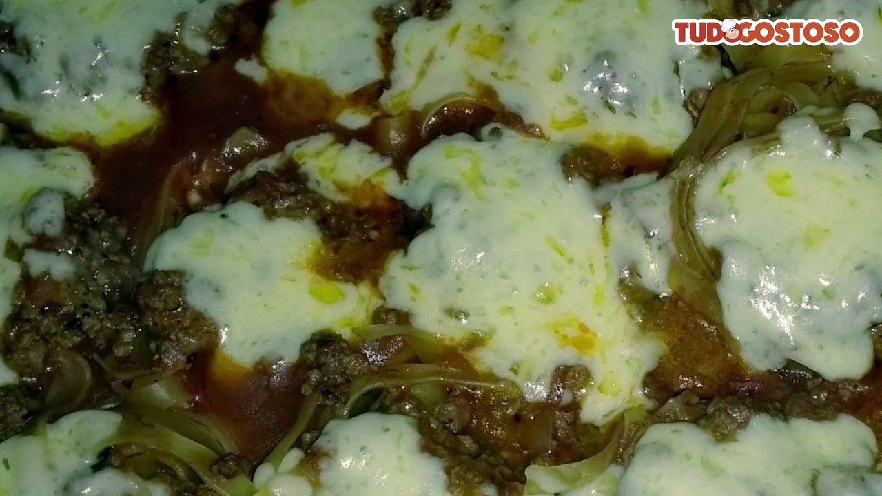 Ninho recheado macarrão