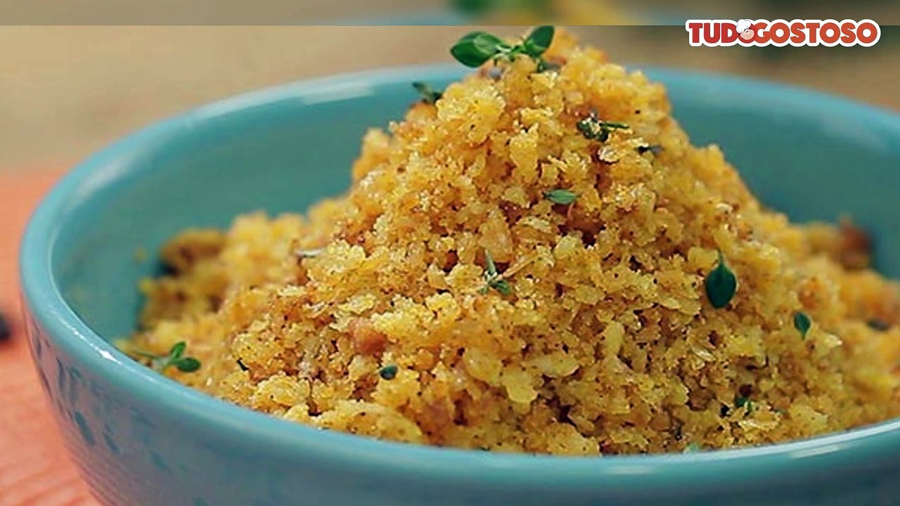 Farofa crocante com bacon