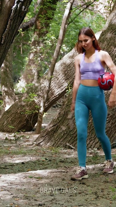 Resourceful woman survive in the wild!  #camping #DIY #hack