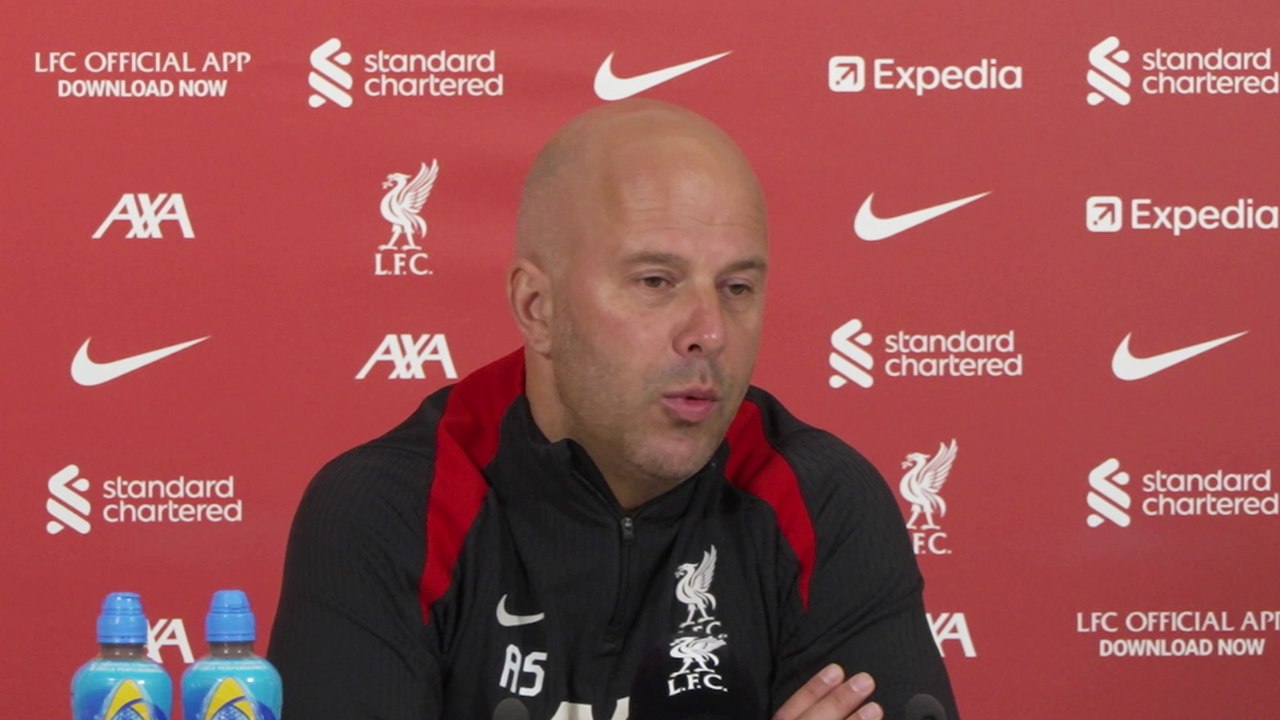 Liverpool's Arne Slot on Darwin Nunez