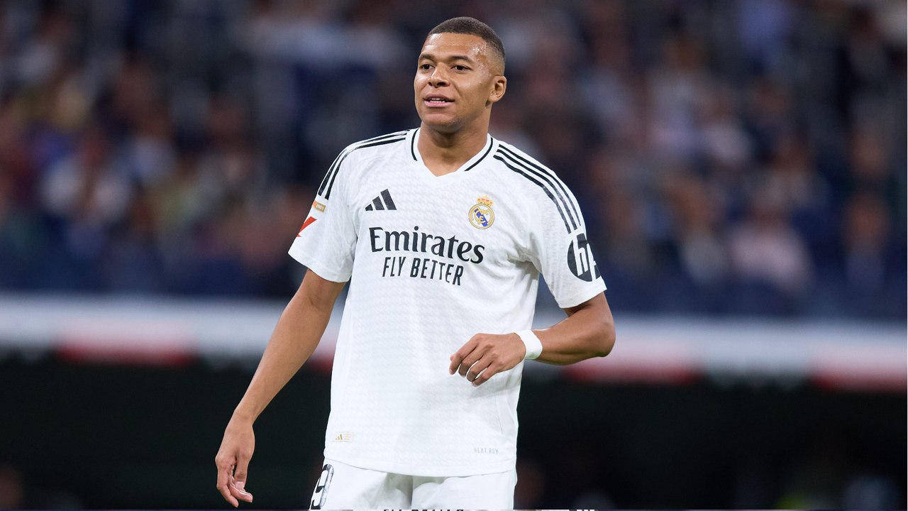 'An honour' to be on the touchline next to Guardiola - Cleverley