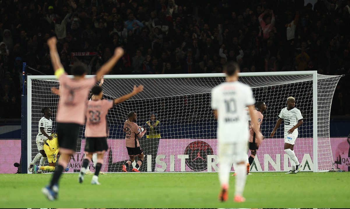 فوز ثمين لباريس سان جيرمان على رين