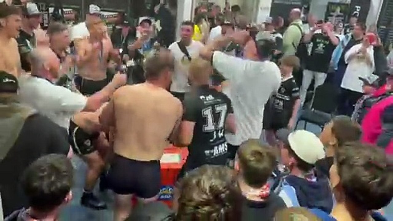 Maitland celebrate 2024 NEWRL premiership