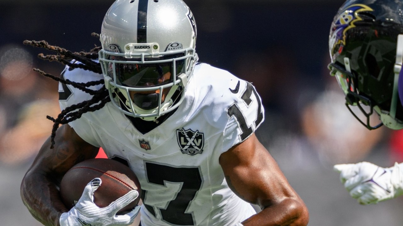 NFL Trade Talk: Davante Adams of the Raiders and Team Dynamics