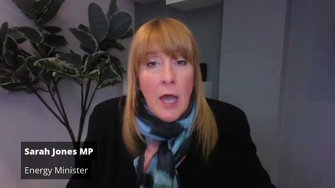 Govt working 'at pace' to de-escalate war in Middle East