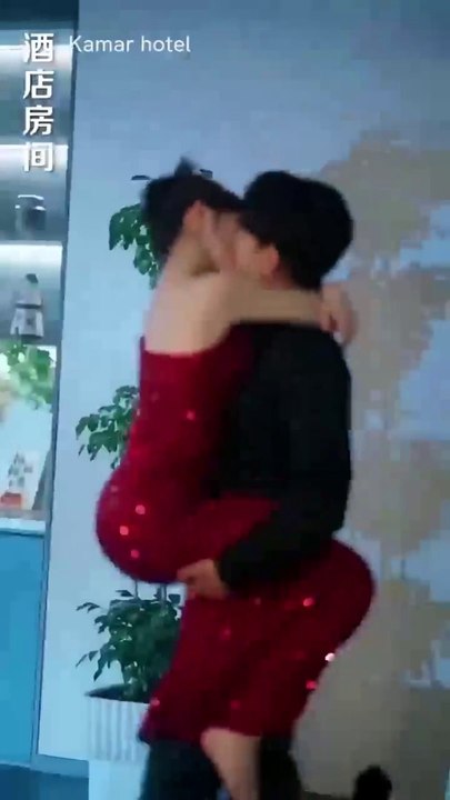 [SUB INDO] Tiga tahun menikah tetapi tidak mengetahui seperti apa rupa istrinya, CEO mengumumkan perceraian | Drama China