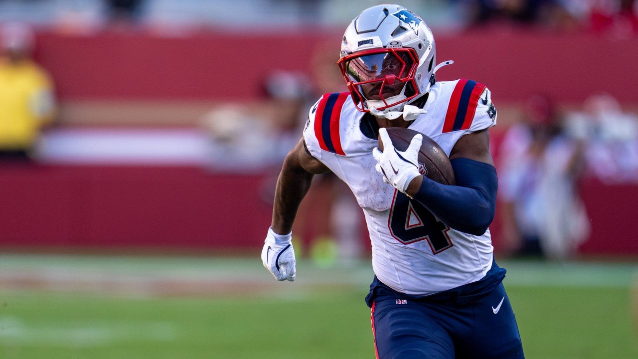 Patriots Slight Favorites in Low-Scoring Clash with Dolphins