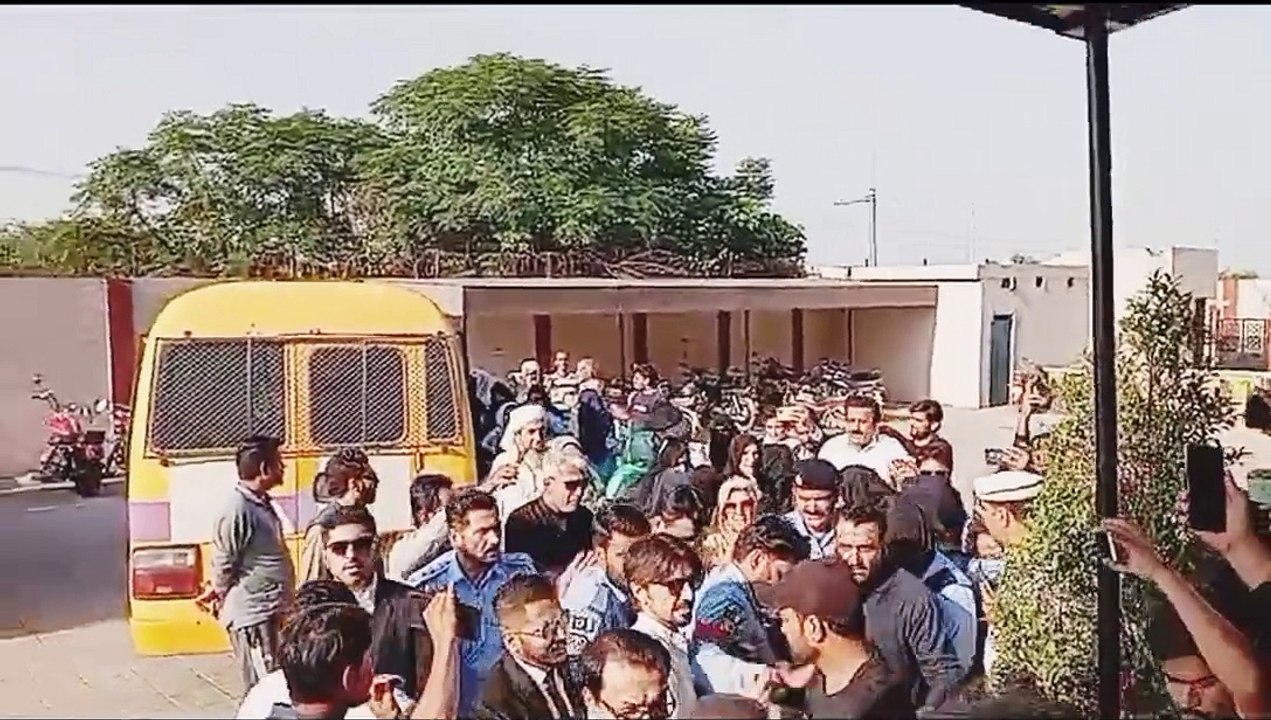 ALEEMA KHAN IN COURT | PTI ARREST WORKERS IN COURT