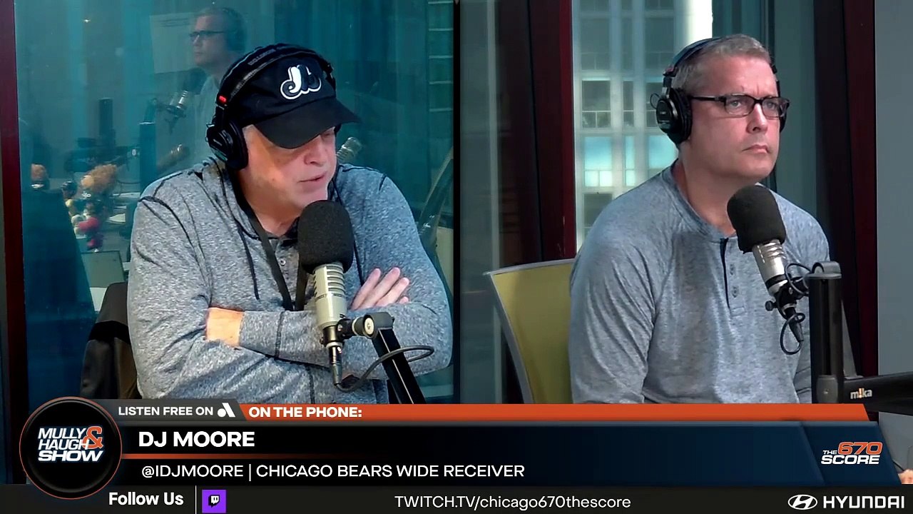 DJ Moore on Caleb Williams: 'He's playing lights out'