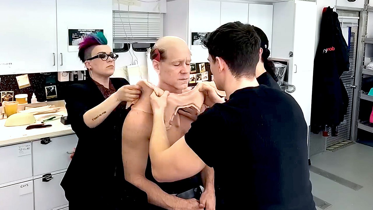 Watch Colin Farrell Transform Into The Penguin