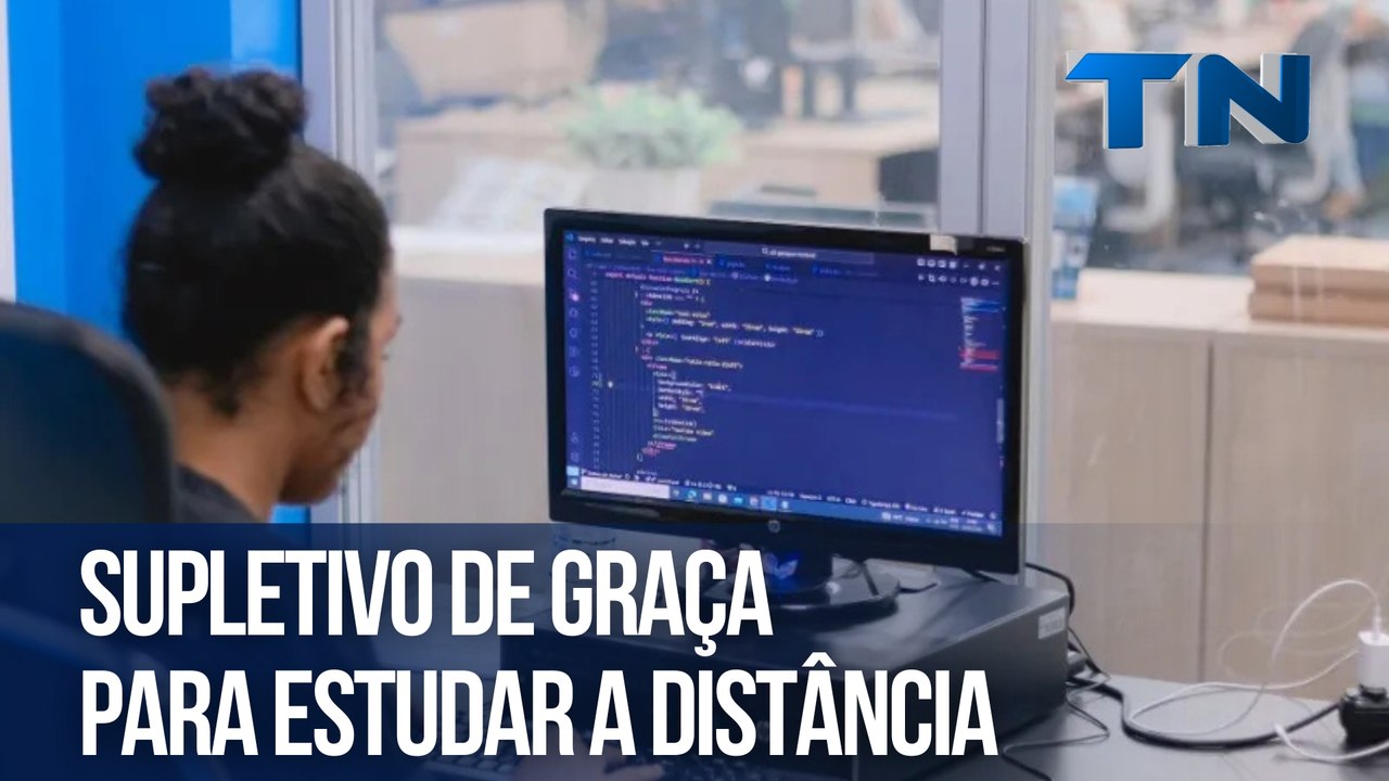 Supletivo de graça para estudar a distância