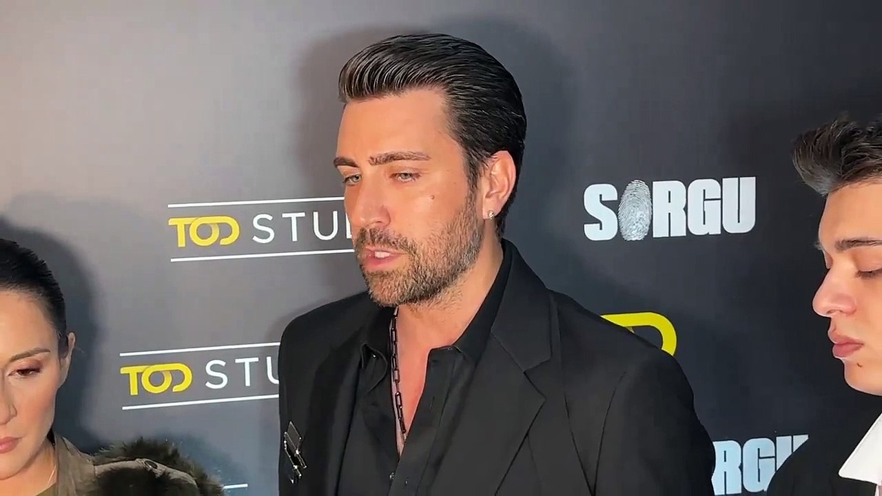 Çağlar Ertuğrul 'erkekler sussun' dedi, kadınlardan tepki yağdı