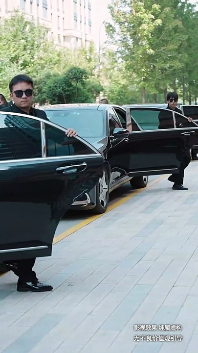 抖音新剧上线 #离婚后，我在豪门独美 (上)