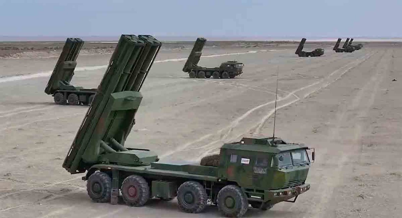 中国、PCL-191 MLRSミサイルシステムの訓練映像を公開、「中国版HIMARS」