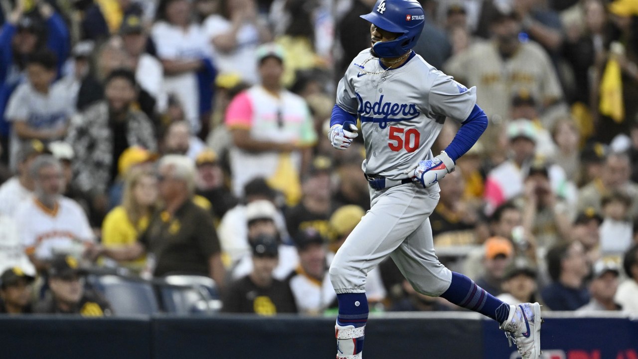 Teoscar Hernandez: Mentor to MLB Rookies & a Vital Free Agent