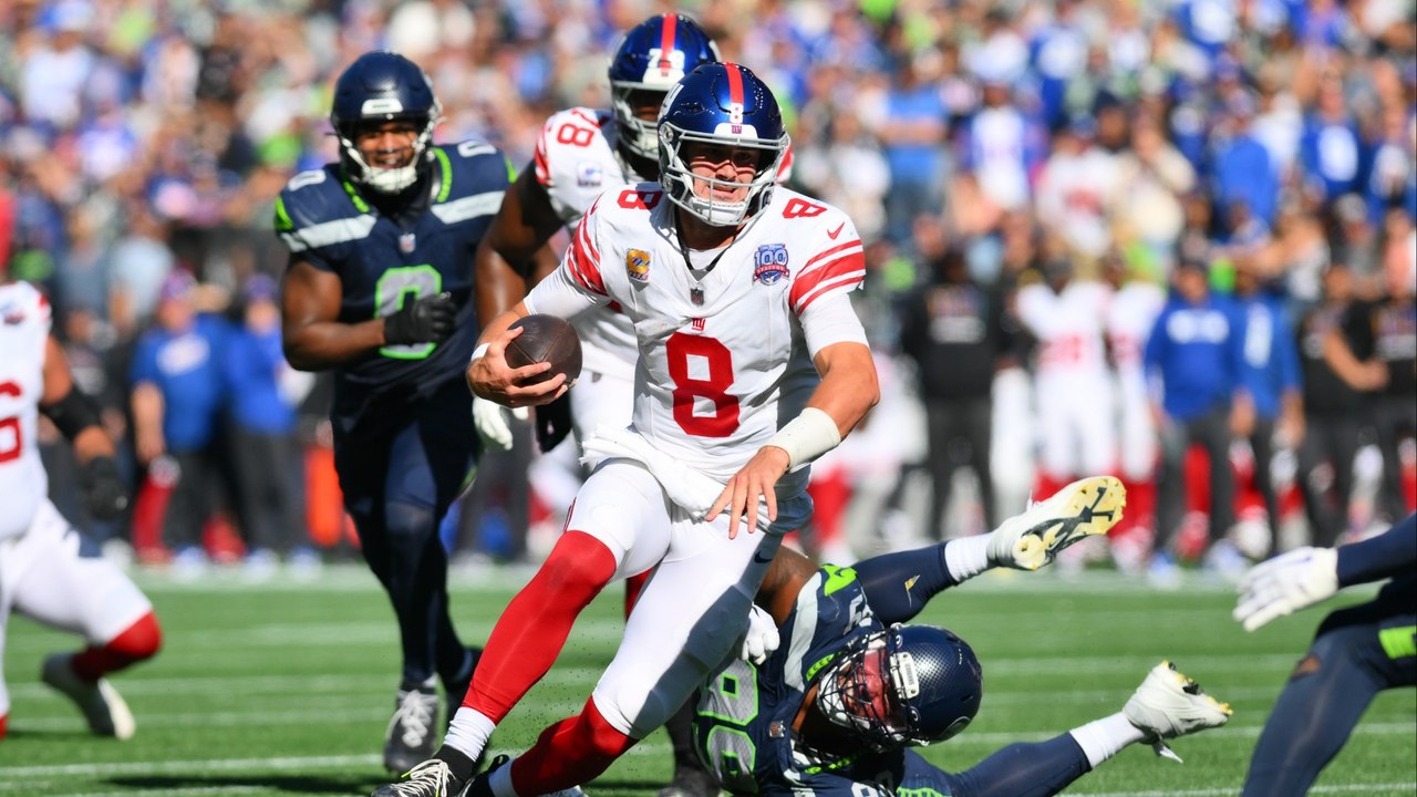 Analyzing NFL Players' Performance and Predictions