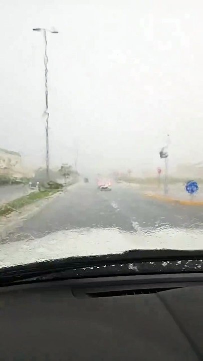 Rain in Abu Dhabi