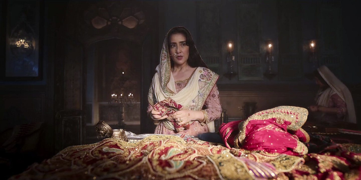 Heeramandi Episode 5: Dive into the Glamorous World of The Diamond Bazaar ✨