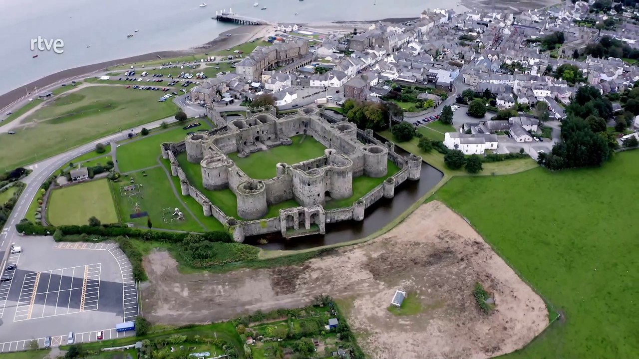 Castillos de leyenda. Castillos encantados - Documental
