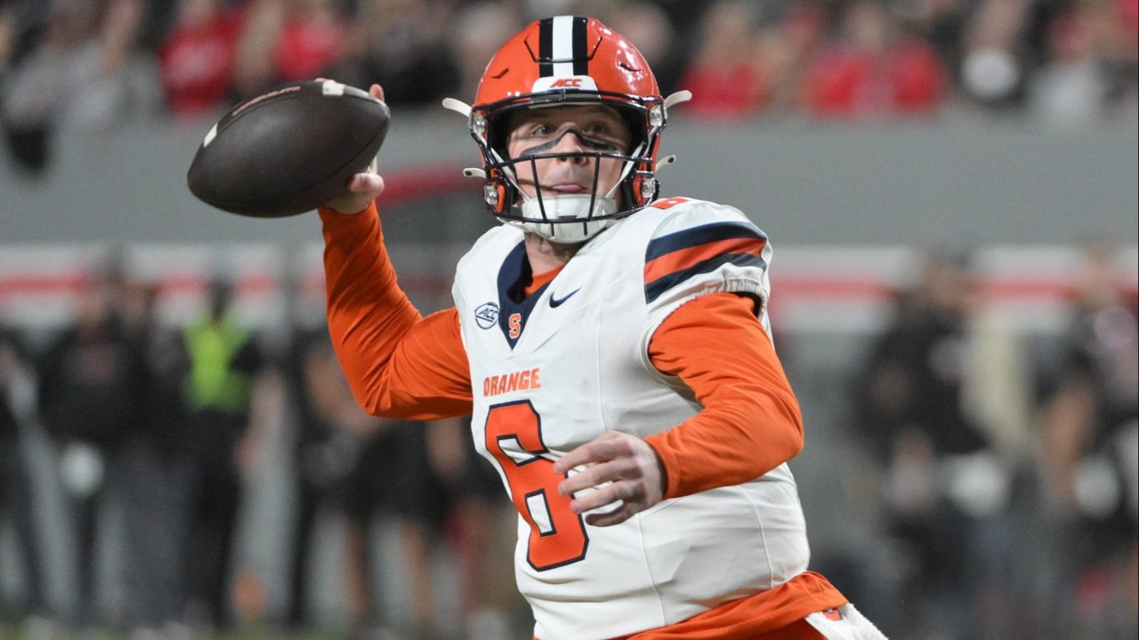 Exciting College Football Weekend: Key Games & Predictions