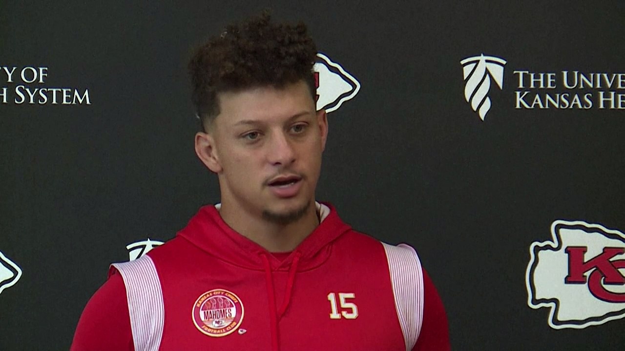 Mahomes speaks following DeAndre Hopkins trade