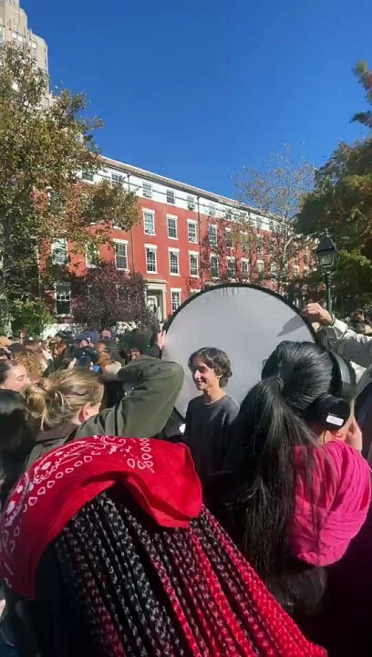 Sorprende Timothée Chalamet en competencia de imitadores