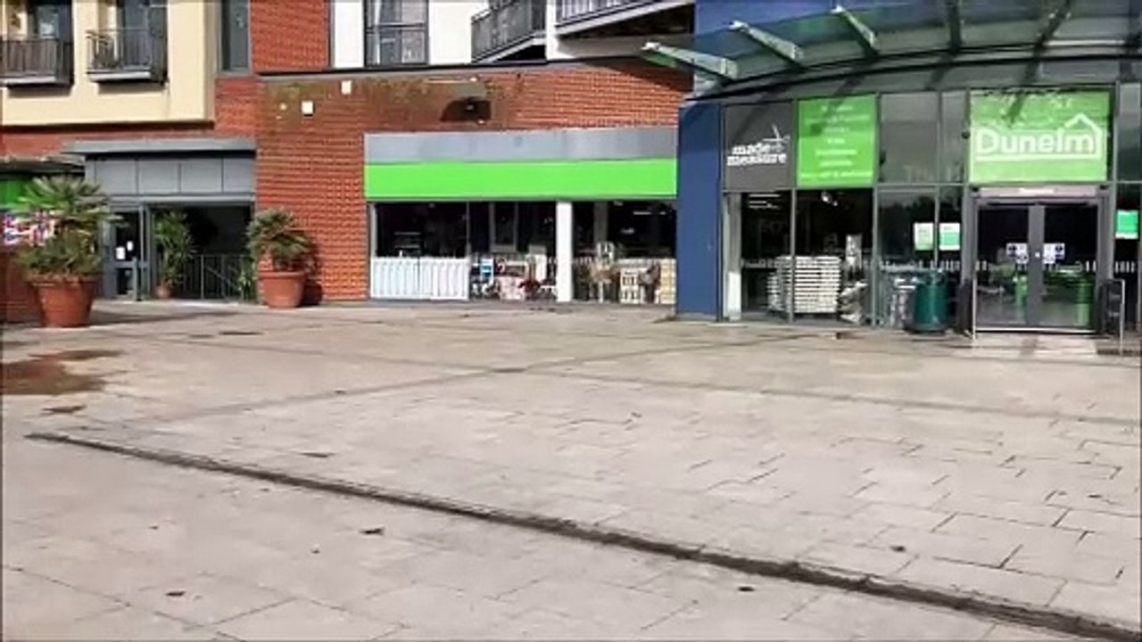 Fresh concerns over 'slippery surface' at Horsham pedestrian area