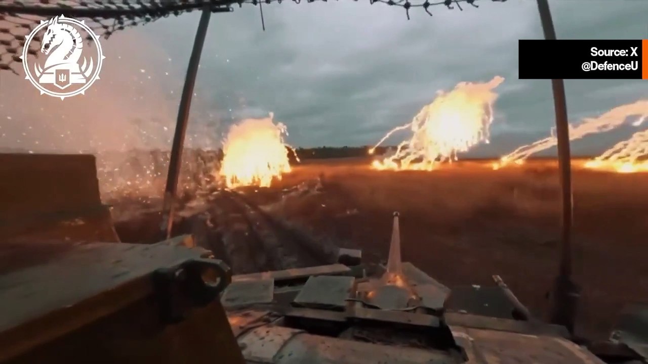 ビデオ: ブラッドレーとエイブラムス戦闘車両がクルスク地域でロシアの拠点を破壊