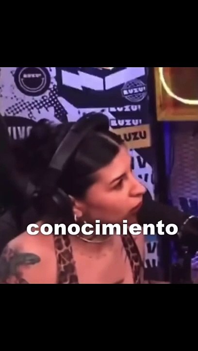 Cazzu desmiente a Ángela Aguilar